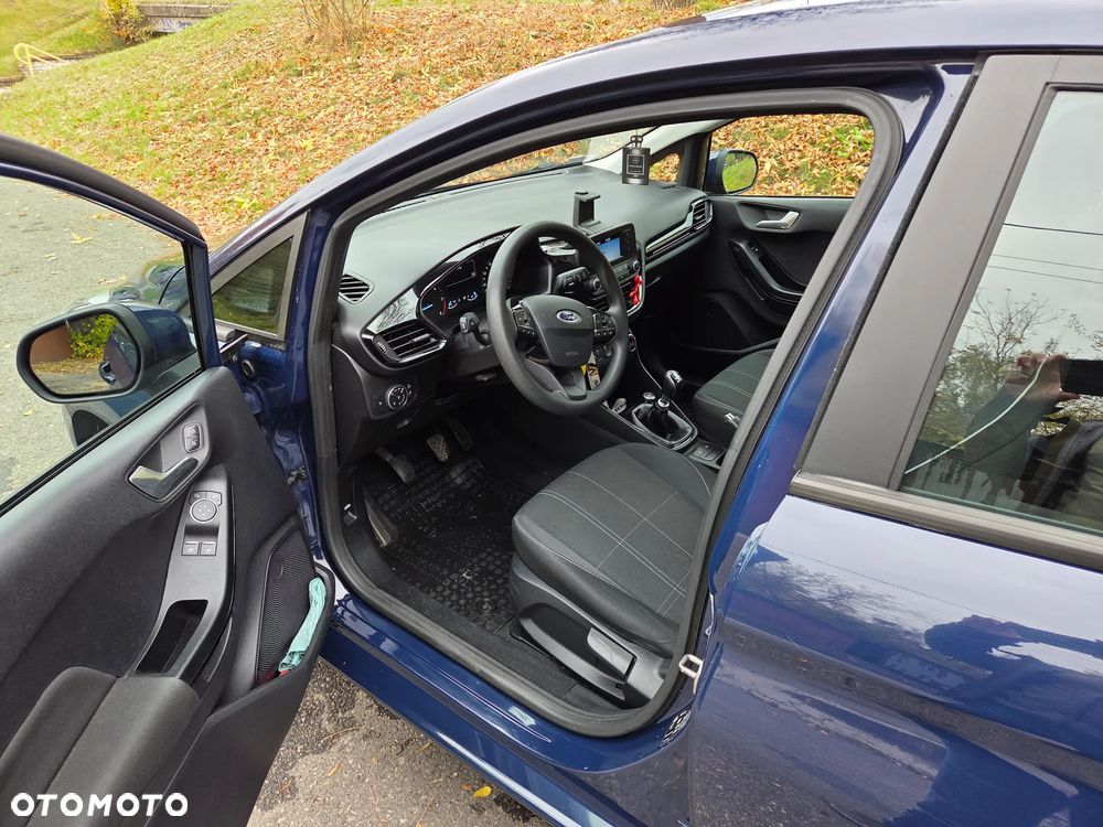 Ford Fiesta - 17