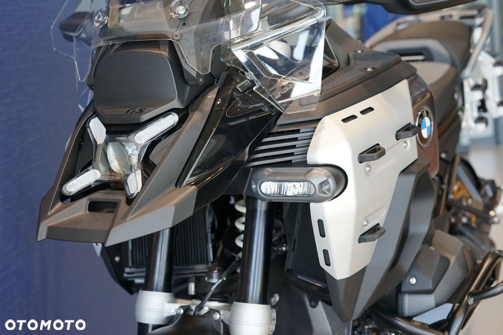BMW R - 26
