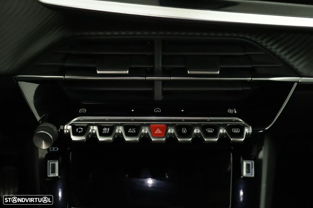 Peugeot 2008 1.2 PureTech Allure - 12