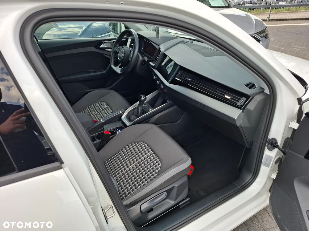 Audi A1 Sportback 30 TFSI S tronic - 8