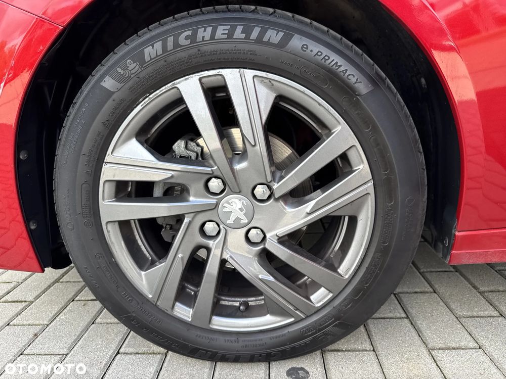 Peugeot 208 1.2 PureTech Active Pack S&S - 28