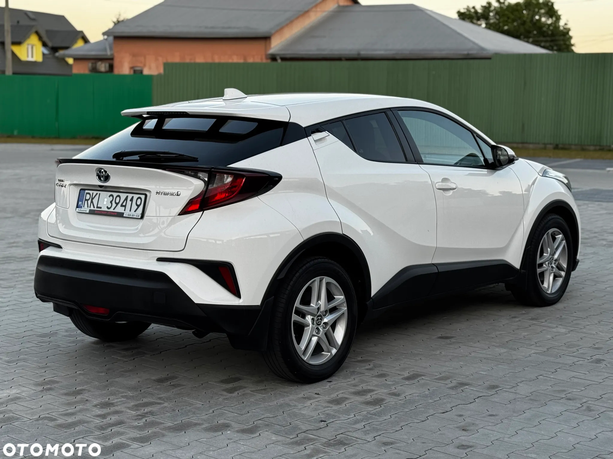 Toyota C-HR - 6