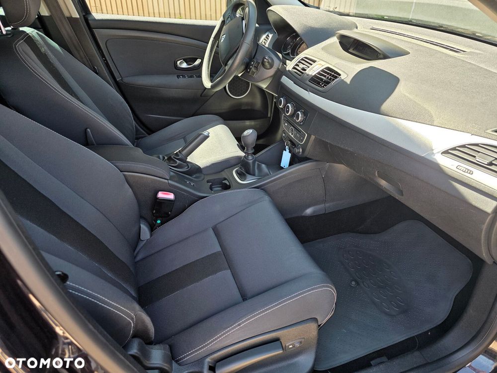 Renault Megane - 11