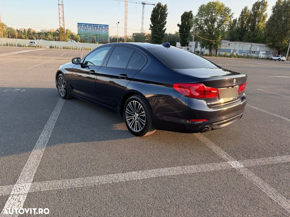 BMW Seria 5 520d AT - 10