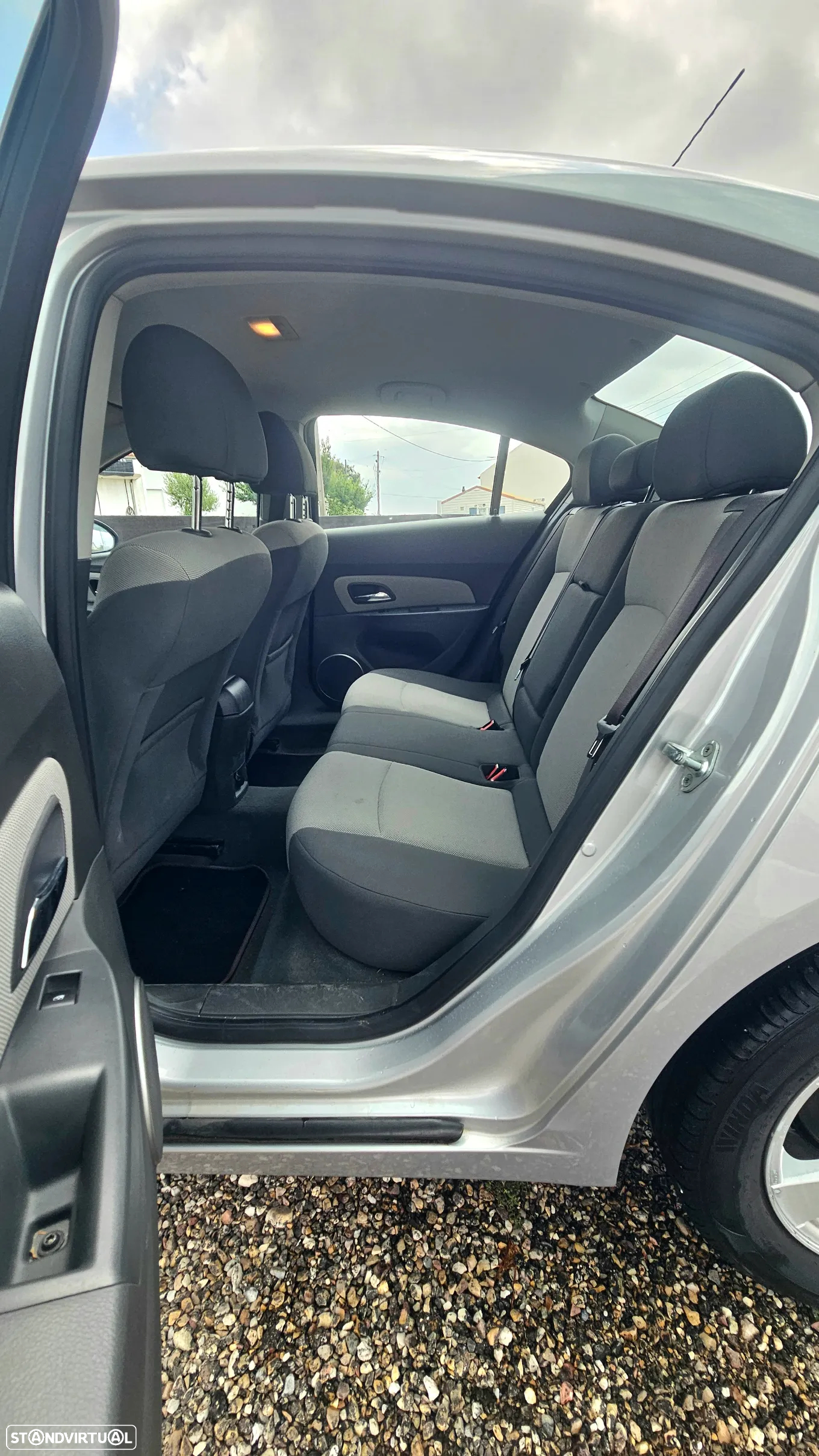 Chevrolet Cruze 1.6 LS - 12