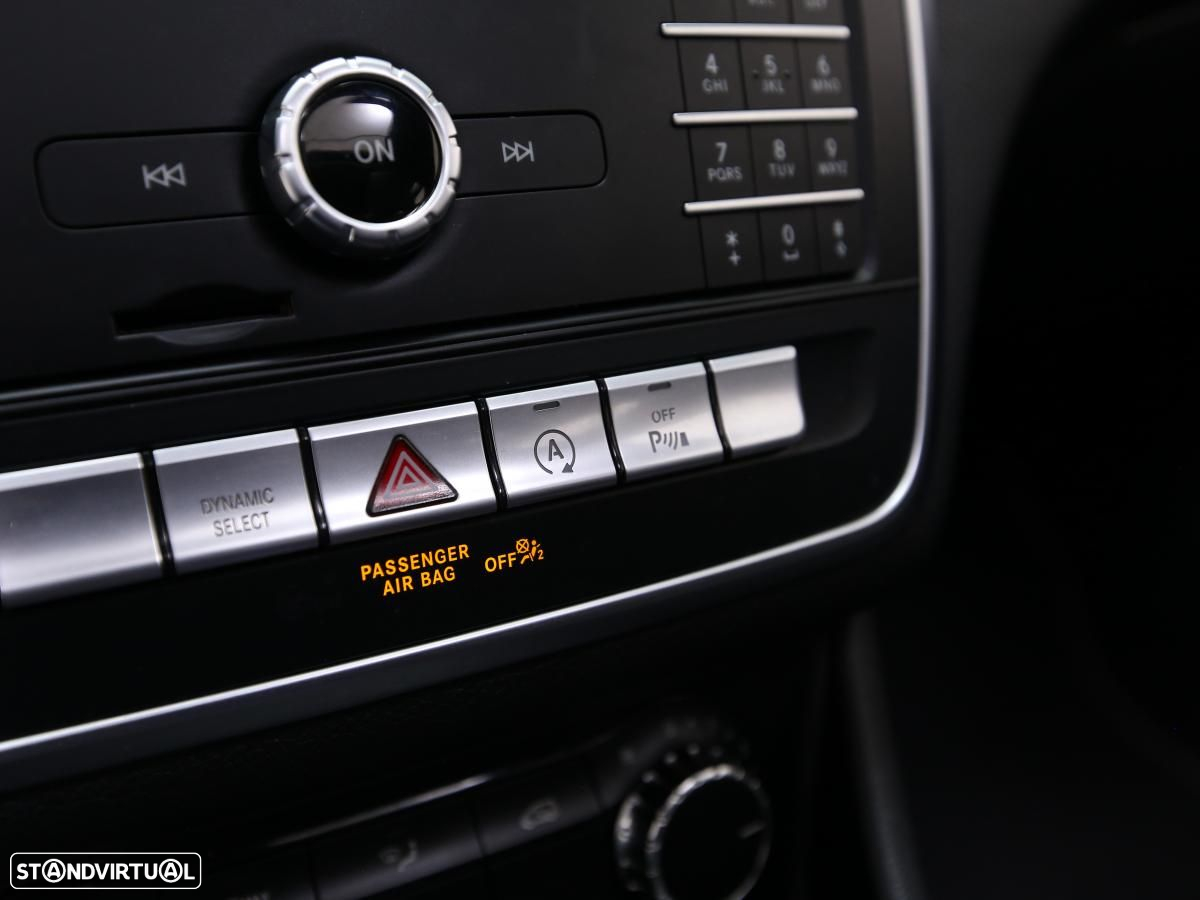 Mercedes-Benz CLA 220 d Shooting Brake Urban Aut. - 19