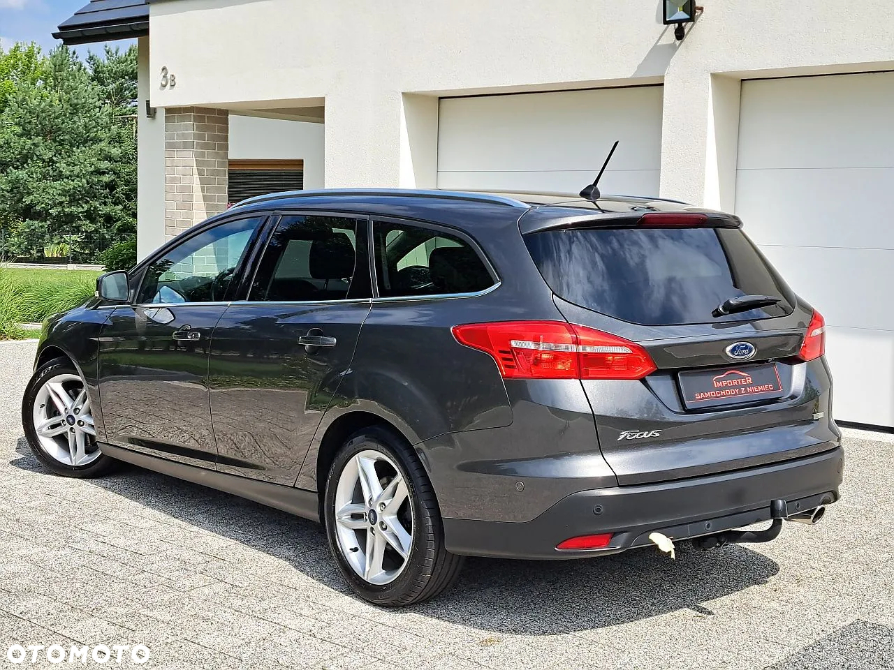 Ford Focus 1.5 EcoBoost Start-Stopp-System TITANIUM - 4