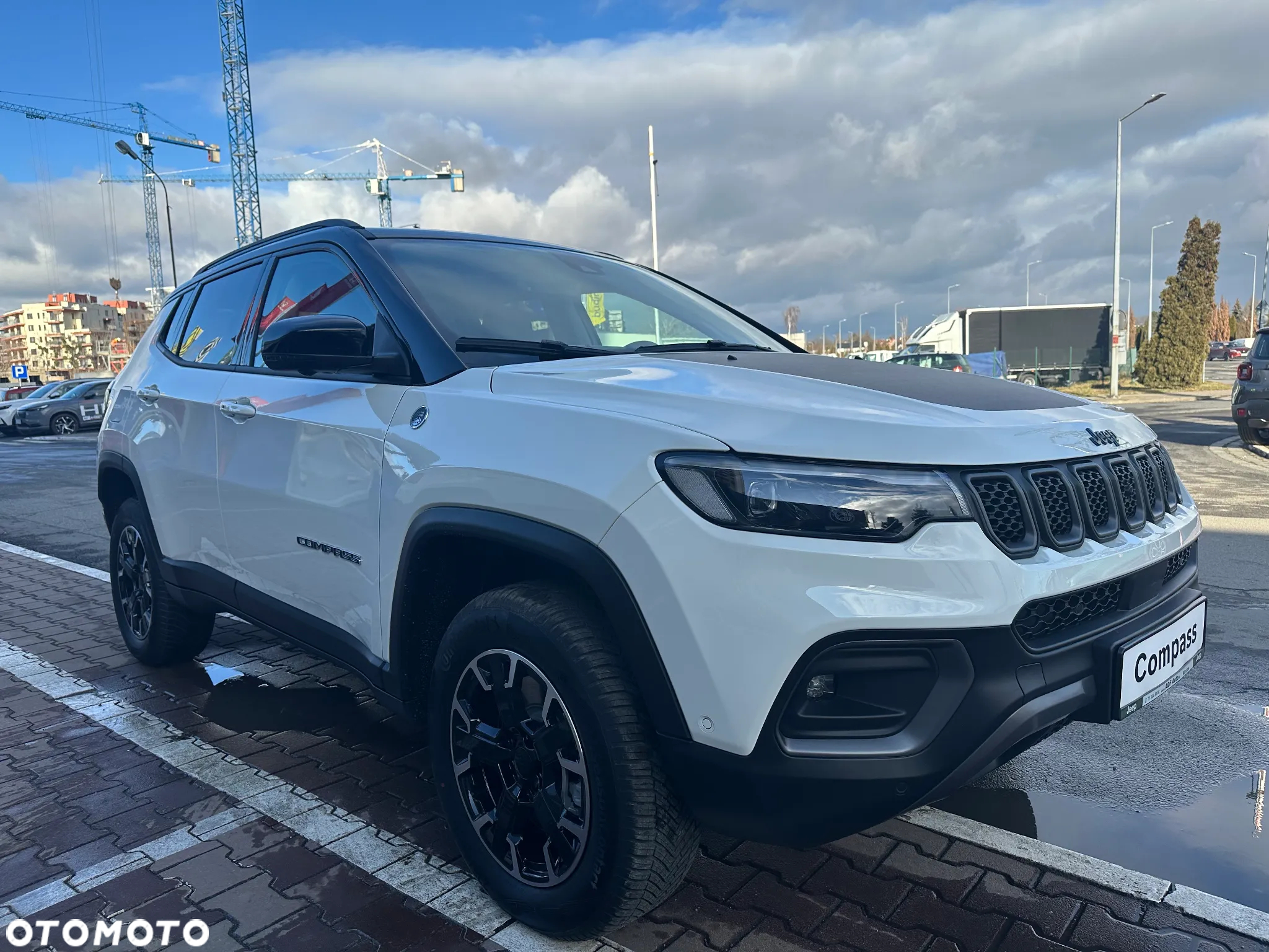 Jeep Compass 1.3 T4 PHEV 4xe Trailhawk S&S - 8