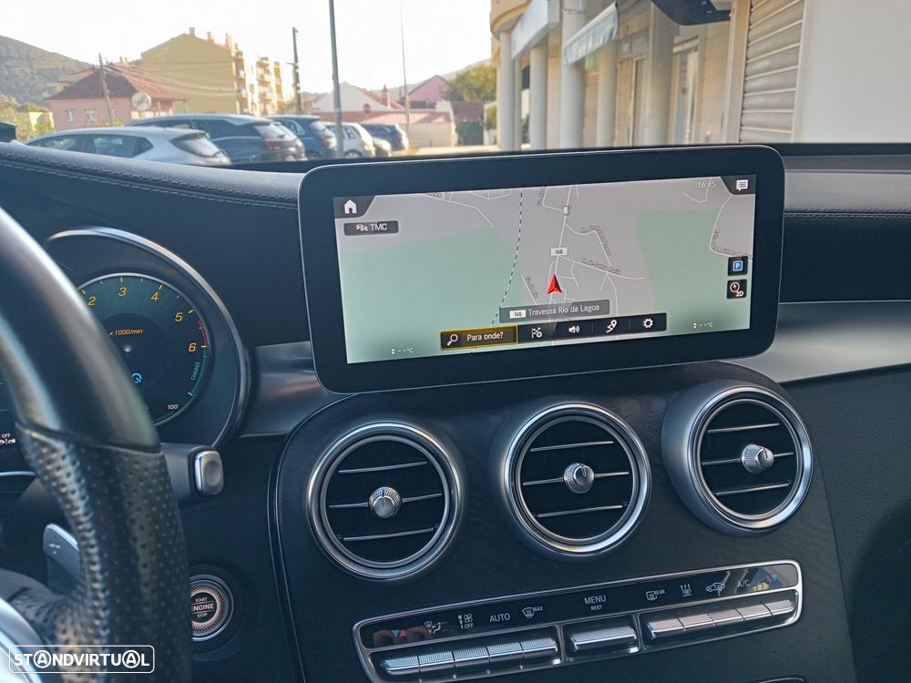 Mercedes-Benz GLC 300 e Coupe 4Matic - 24