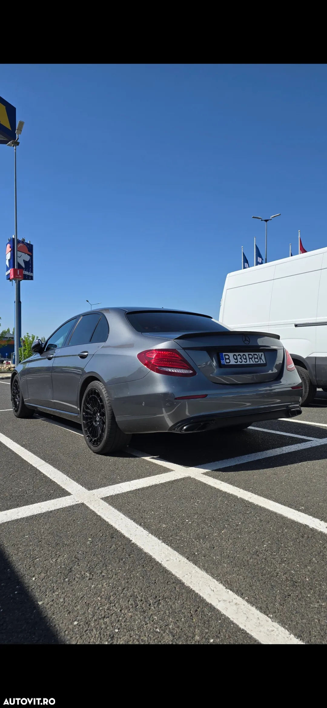Mercedes-Benz E - 5