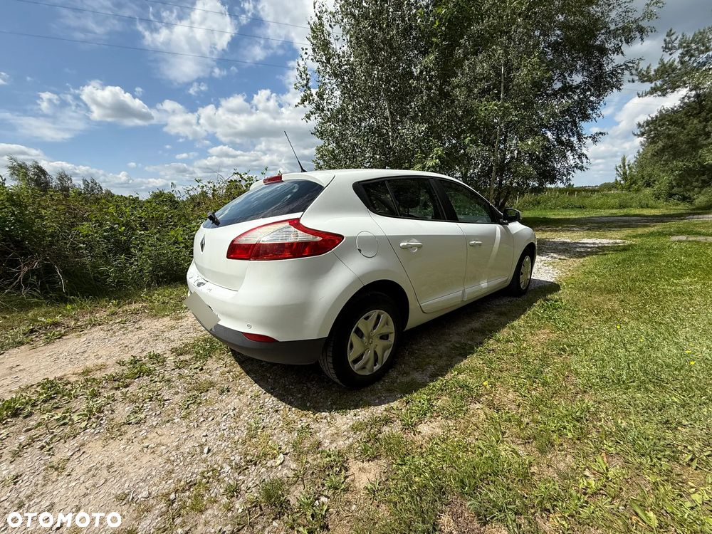 Renault Megane 1.5 dCi Business - 6