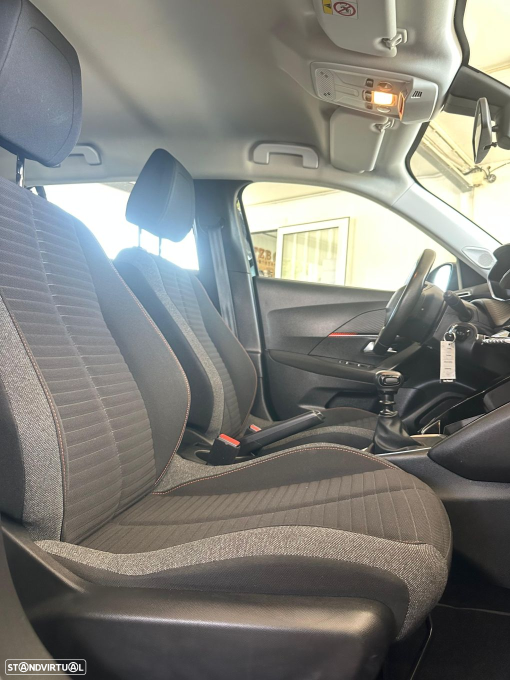Peugeot 2008 1.2 PureTech Active Pack - 25