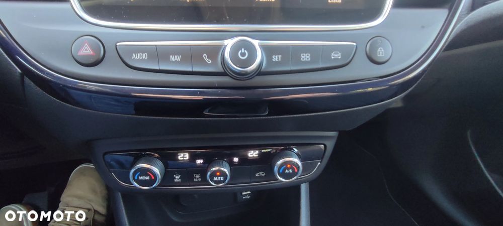 Opel Crossland X 1.2 T Eco 120 Lat S&S - 22