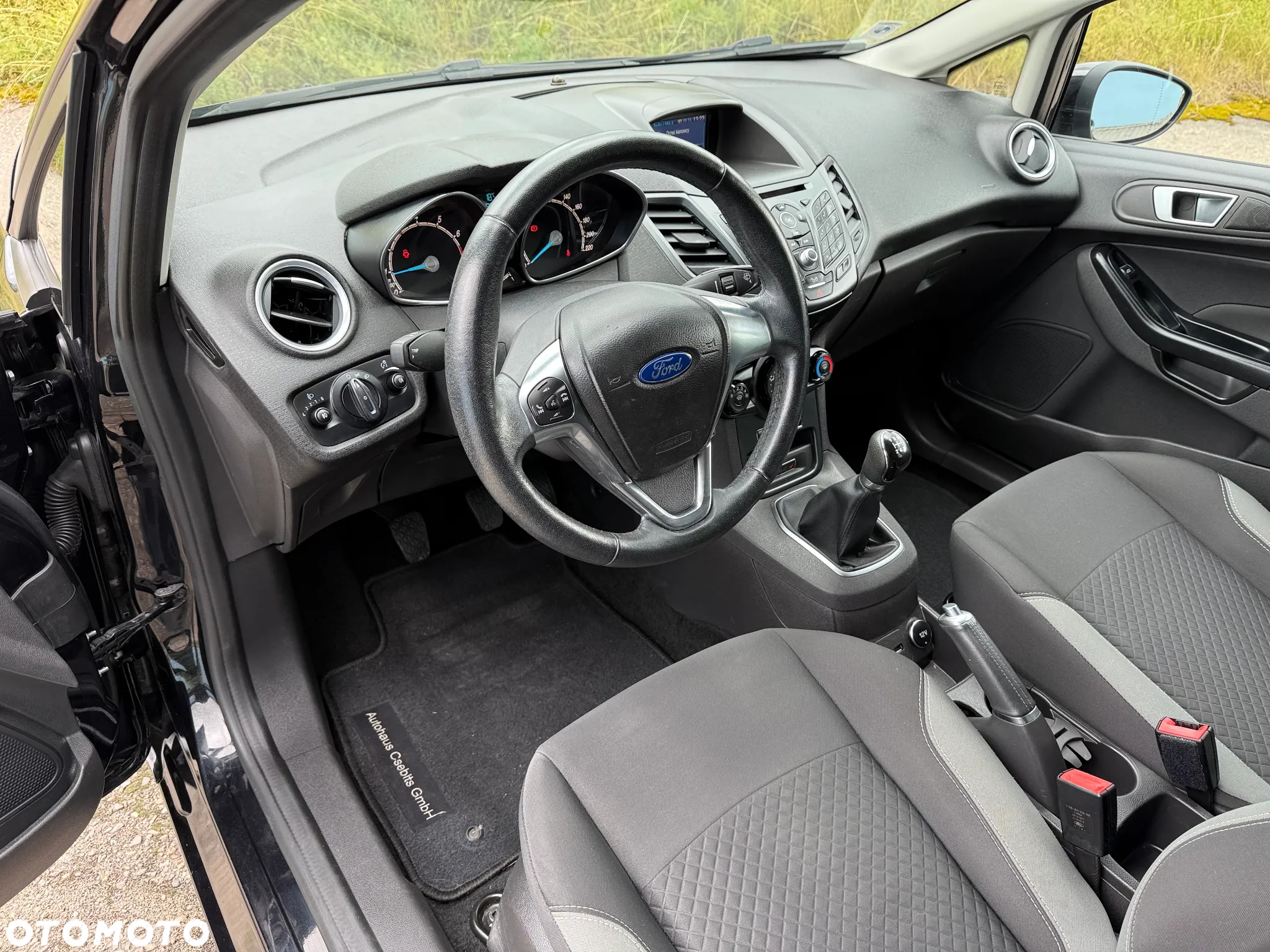 Ford Fiesta 1.0 Titanium X - 10