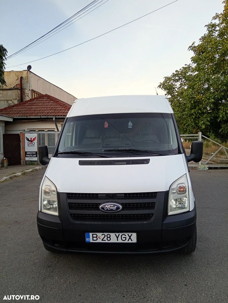 Ford Transit - 1