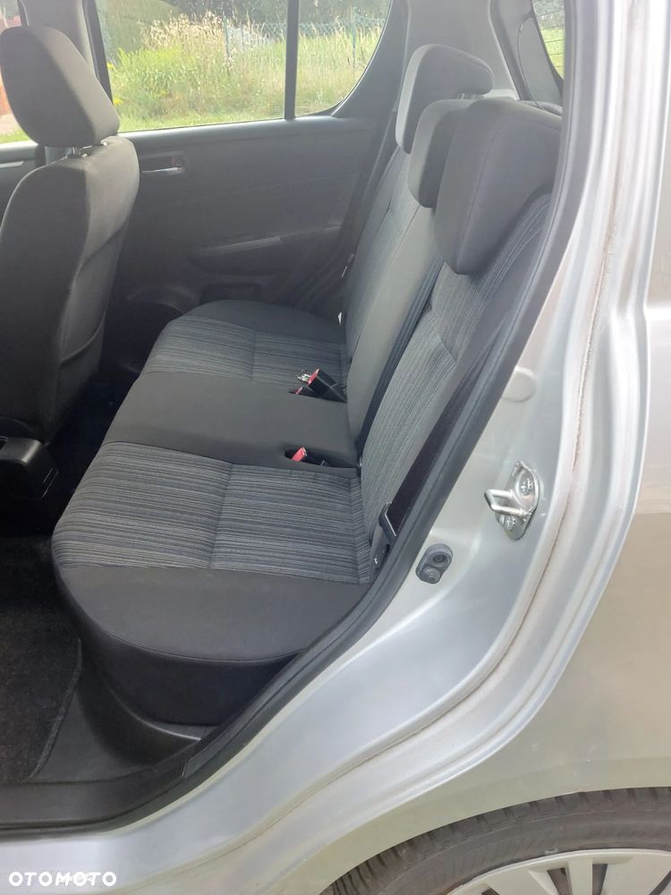 Suzuki Swift 1.2 Comfort Plus - 8