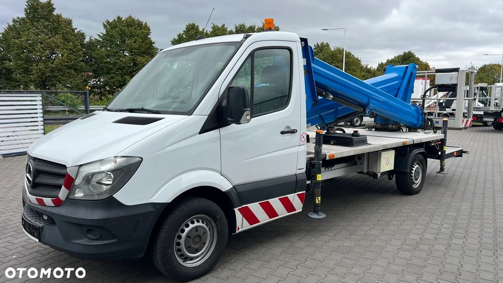 Versalift VTX-240 na MB Sprinter 314CDI 55.000 EUR netto - 3