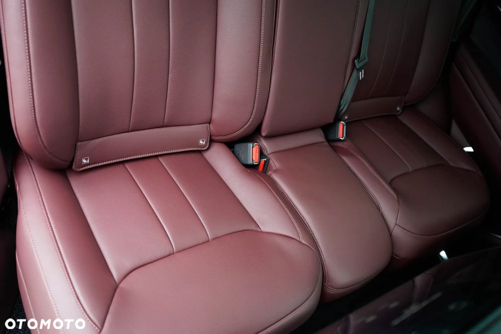 Land Rover Range Rover 3.0 D350 mHEV Autobiography - 33