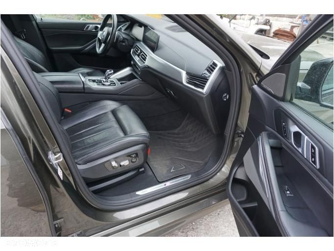 BMW X6 - 32