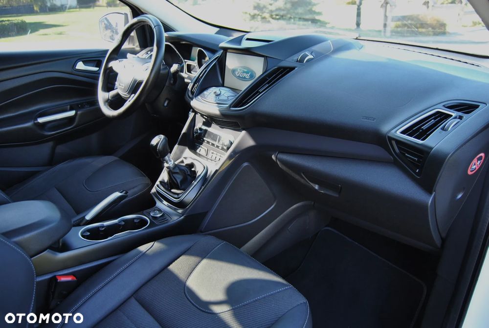 Ford Kuga 2.0 TDCi 2x4 SYNC - 7