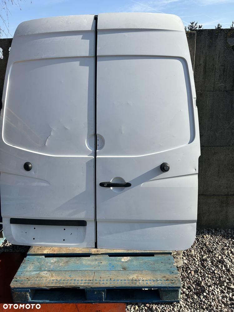 Drzwi tylne do Mercedesa Sprintera 906 z 2016 r lift - 3