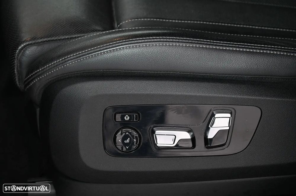 BMW X5 30 d xDrive Pack M - 24