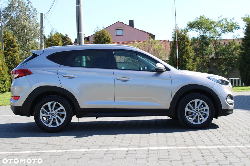 Hyundai Tucson 1.7 CRDI BlueDrive Comfort 2WD DCT - 9