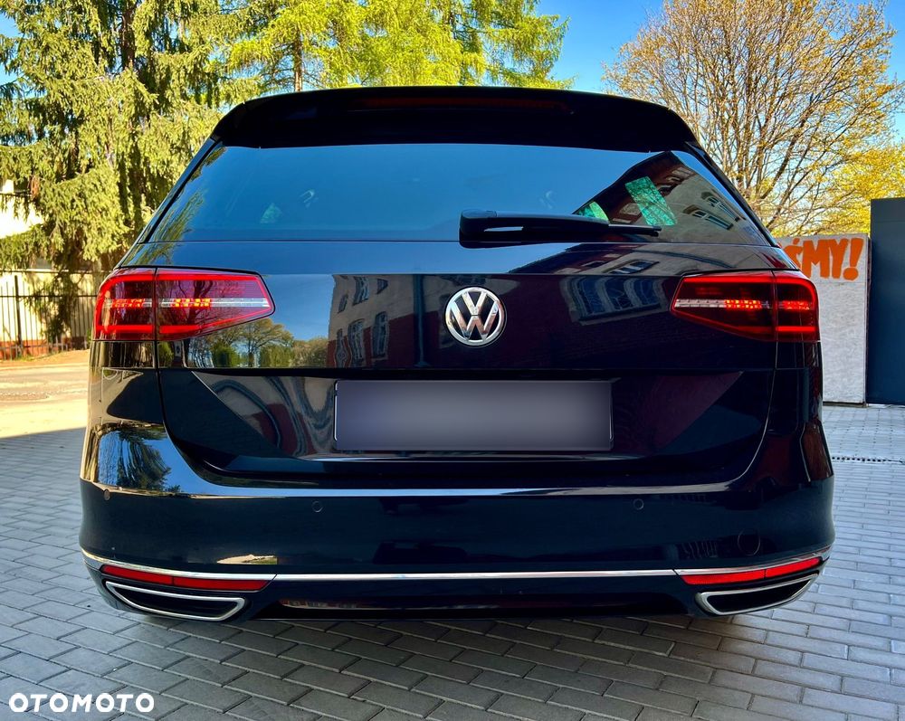 Volkswagen Passat Variant 2.0 TDI SCR 4Motion DSG Highline - 8