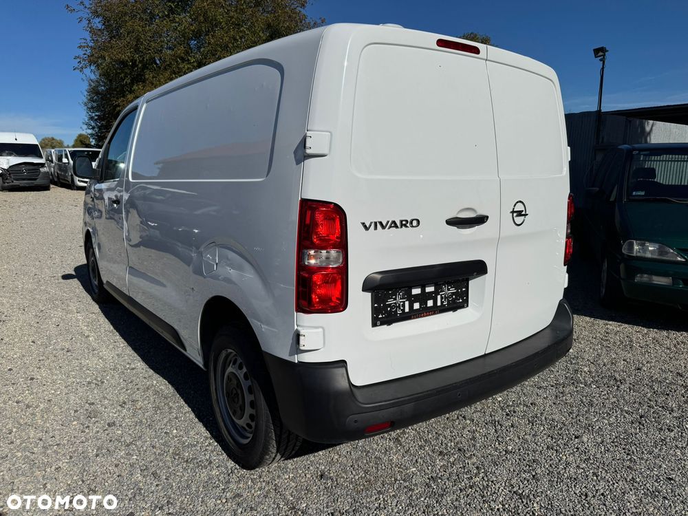Opel Vivaro - 10