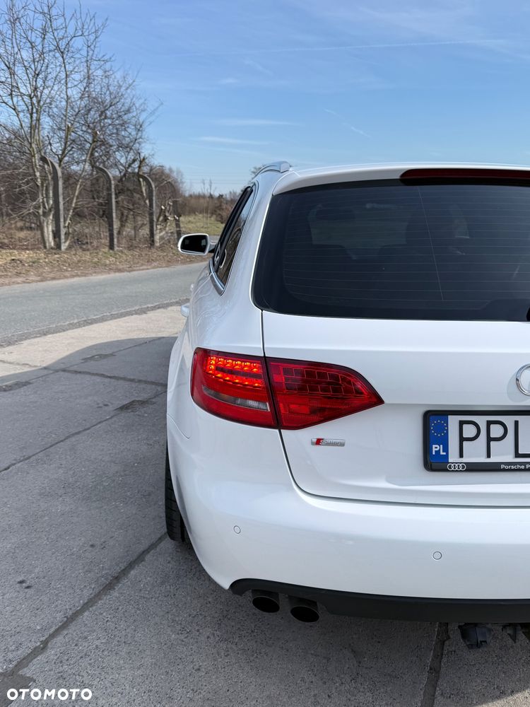 Audi A4 Avant 2.0 TDI DPF multitronic Ambiente - 31