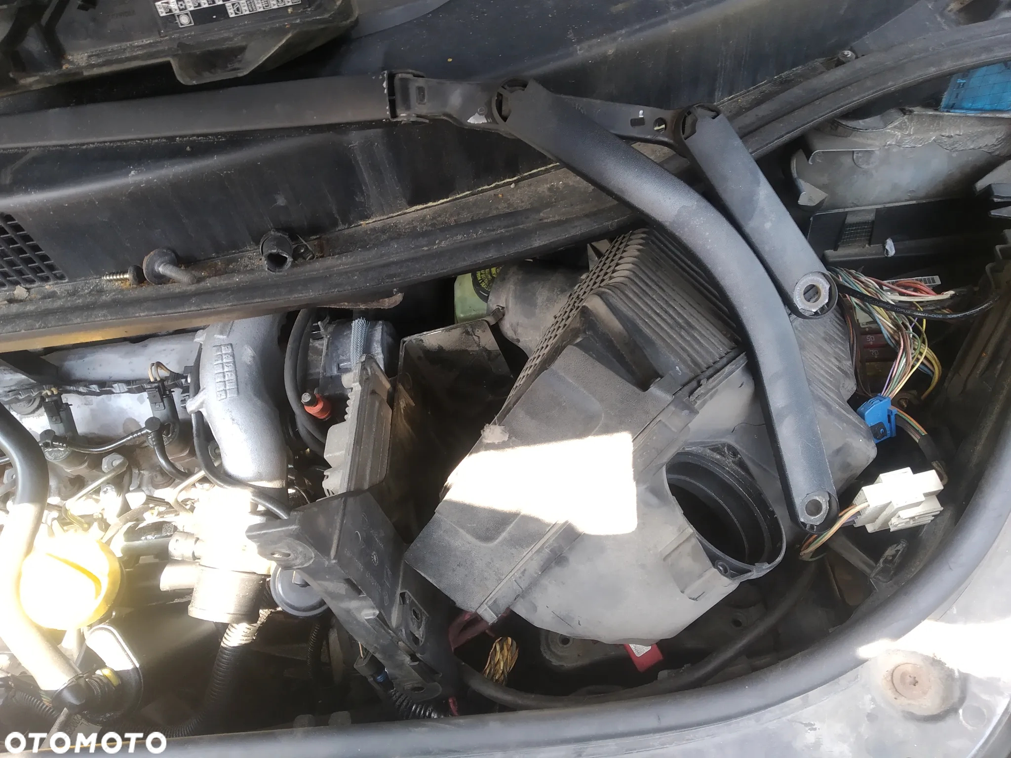 RENAULT SCENIC II 1.9 DCI 03 - 06 - MASKA PRZÓD TEA19 - 22