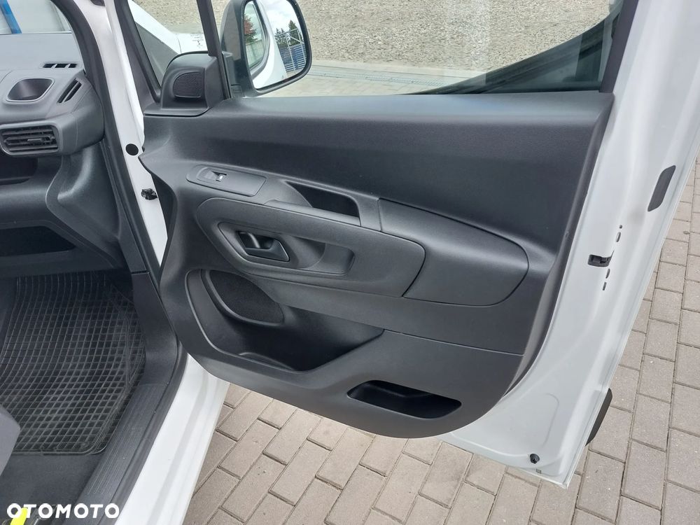 Opel Combo - 26