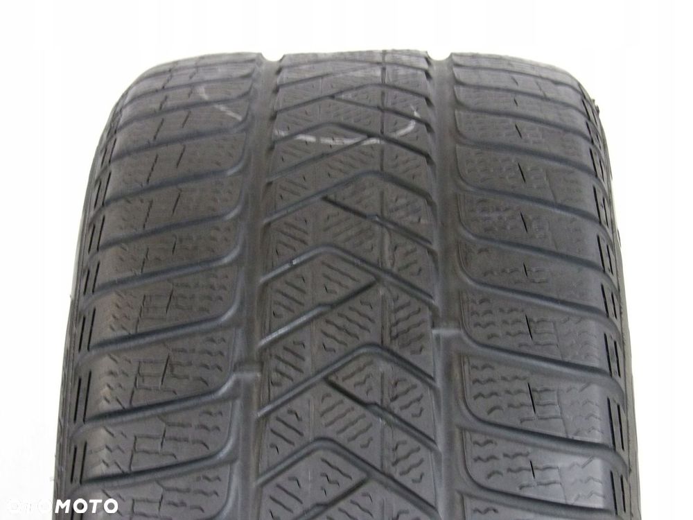 1X opona 245/40R19 PIRELLI SOTTOZERO 3 WINTER - 1