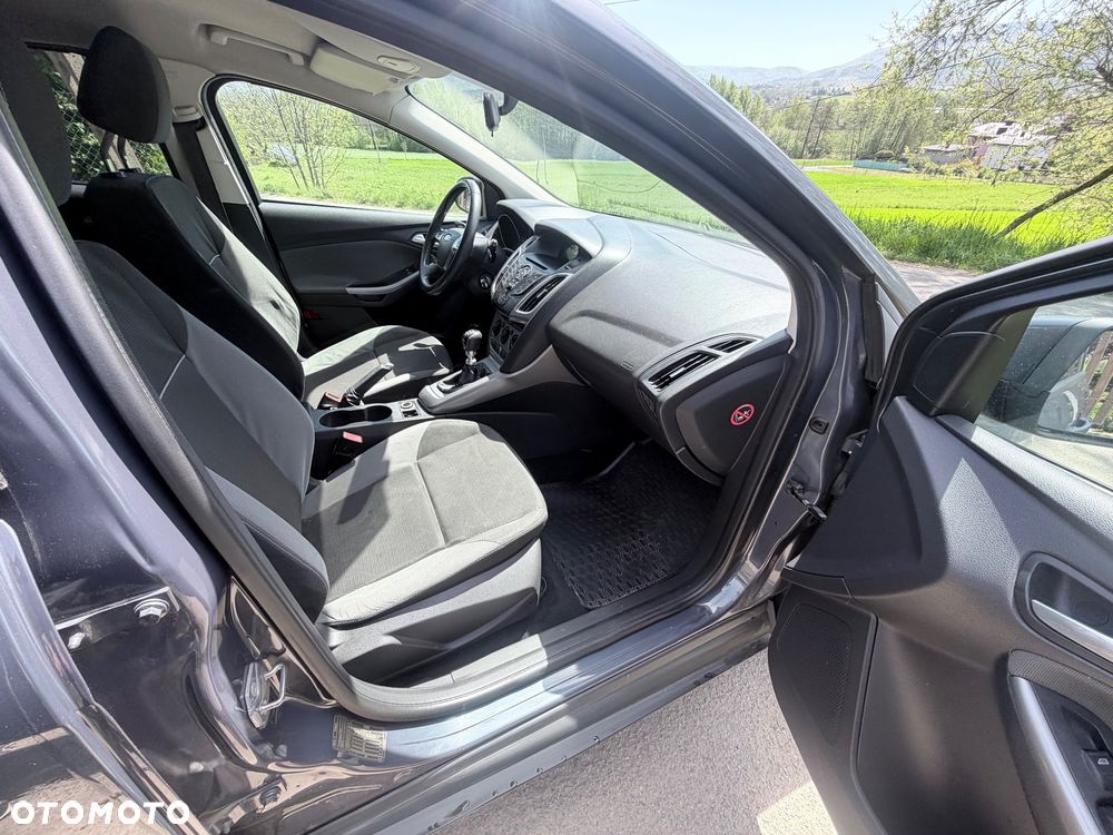 Ford Focus 1.6 TDCi DPF Start-Stopp-System Ambiente - 28