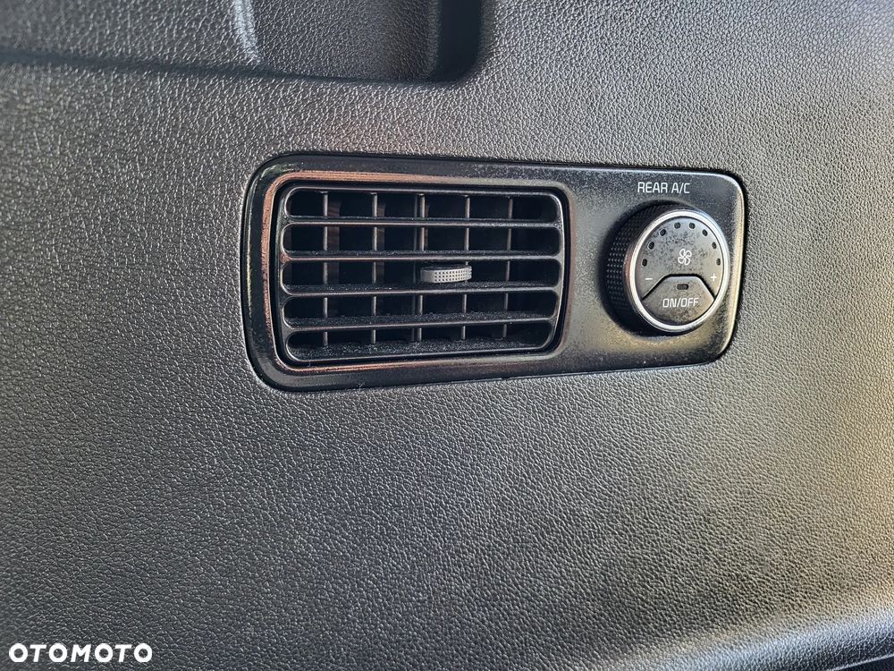 Kia Sorento - 24