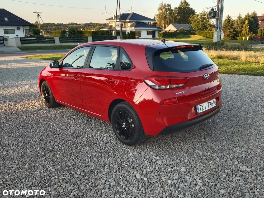 Hyundai i30 blue 1.4 Classic - 33