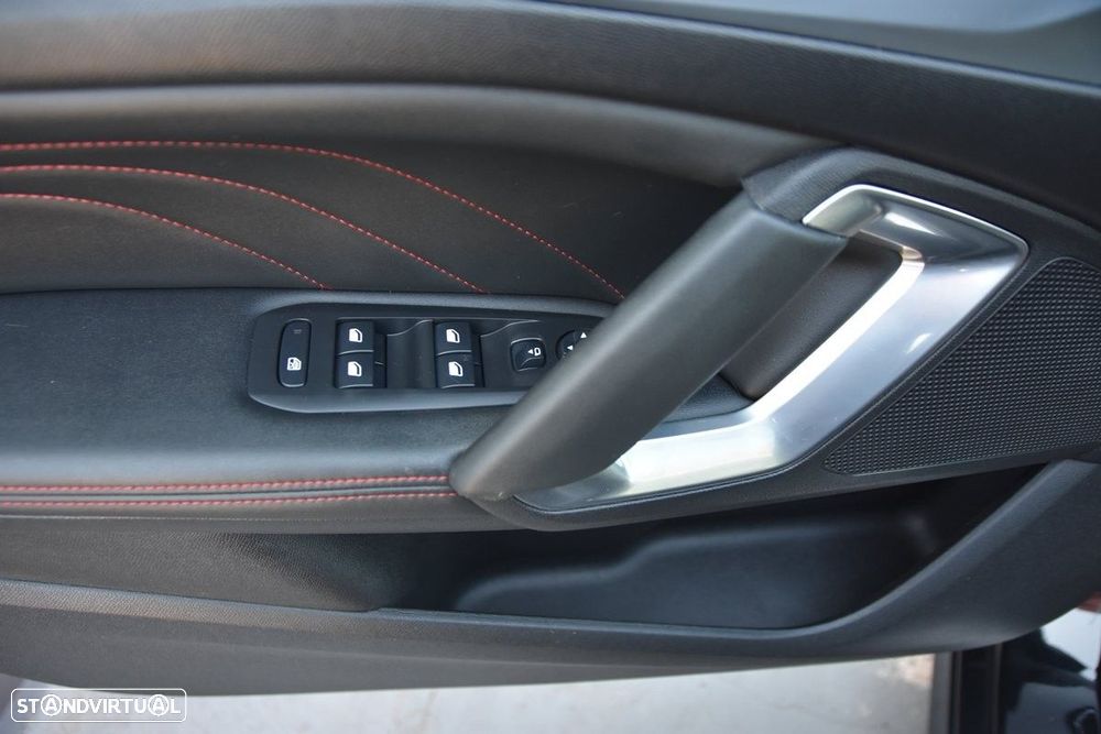 Peugeot 308 SW 1.5 BlueHDi GT EAT8 - 11