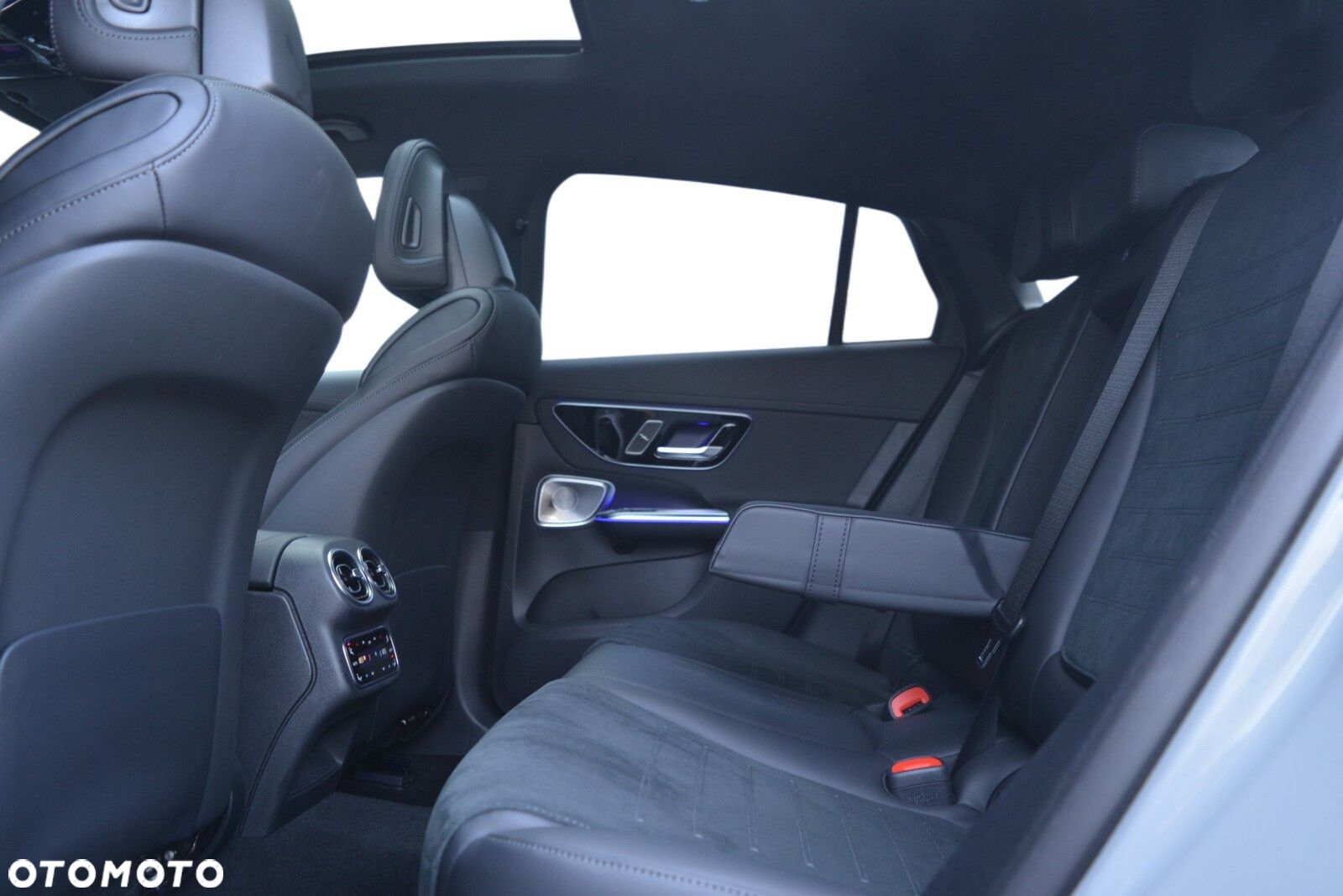 Mercedes-Benz GLC - 8
