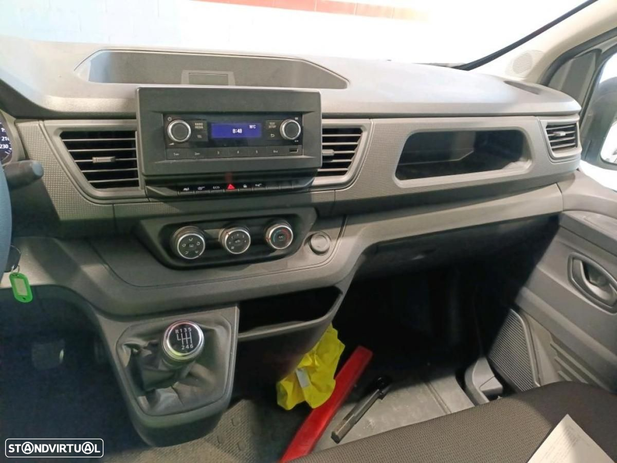 Renault Trafic 2.0 Blue dCi L2 c/frio c/iva - 8