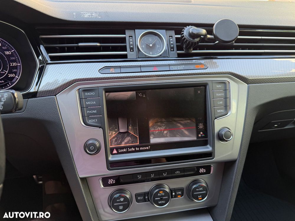 Volkswagen Passat Alltrack - 19
