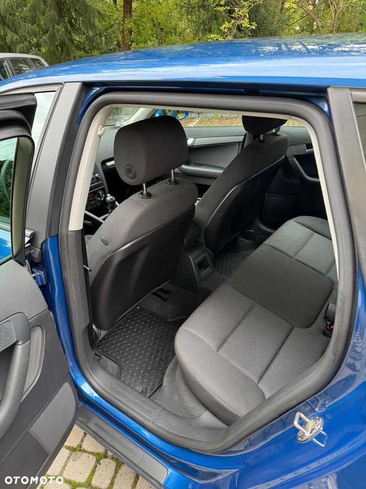 Audi A3 Sportback 1.6 TDI DPF Attraction - 5