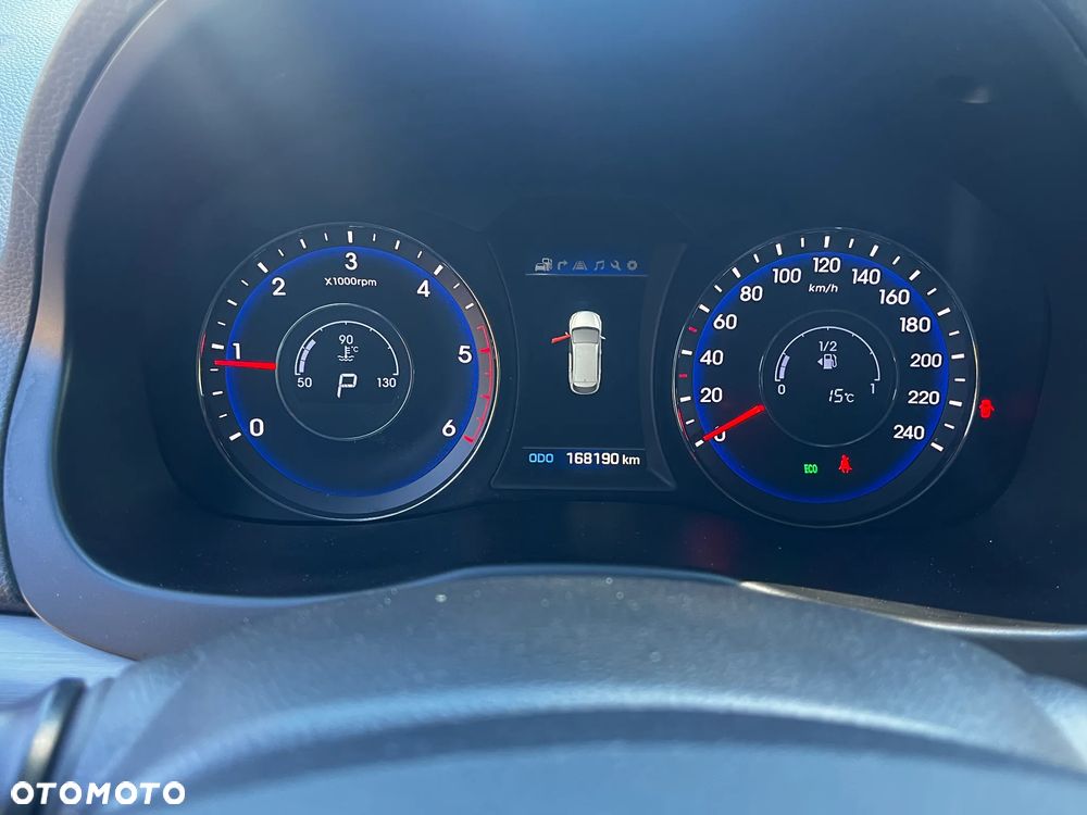 Hyundai i40 1.7 CRDi Premium DCT - 24