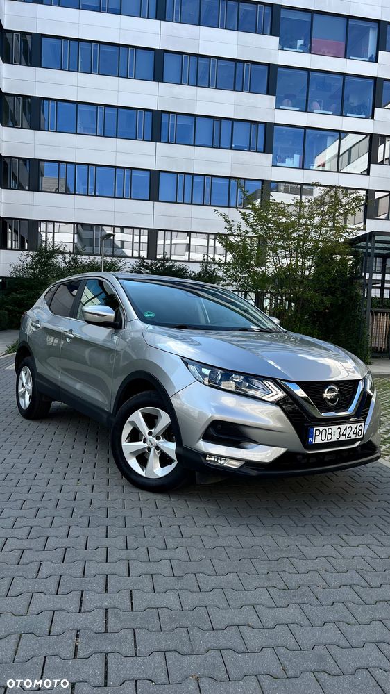 Nissan Qashqai 1.3 DIG-T N-Connecta - 1