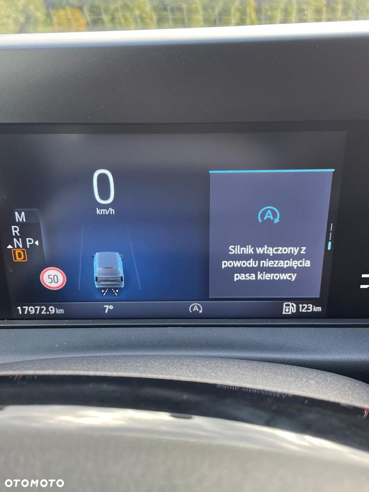 Ford TRANSIT CUSTOM - 21