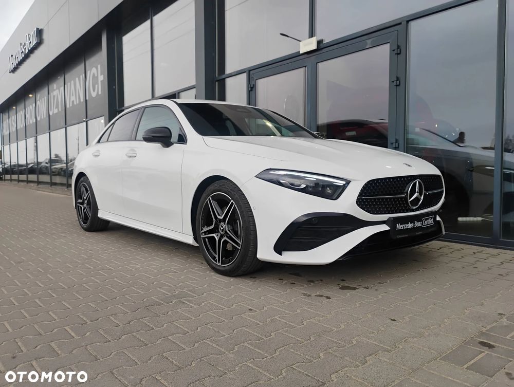 Mercedes-Benz Klasa A 200 AMG Line 7G-DCT - 7