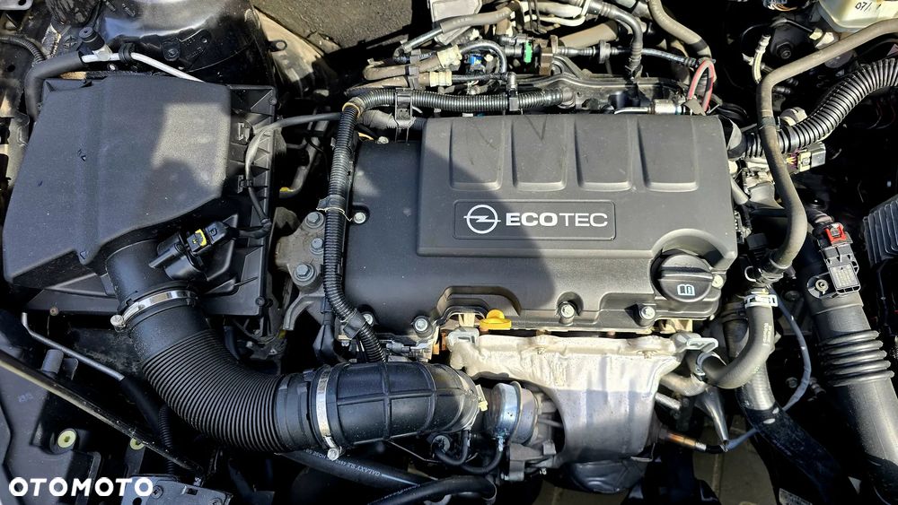Opel Astra 1.4 Turbo ENERGY - 21