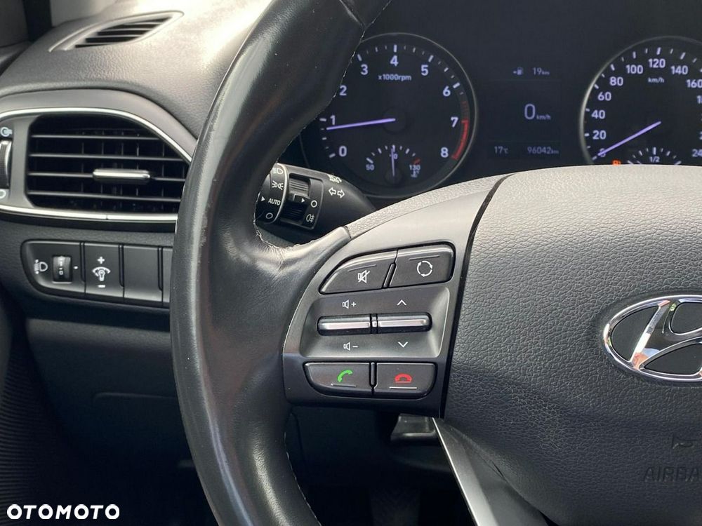 Hyundai i30 1.4 Classic + - 21