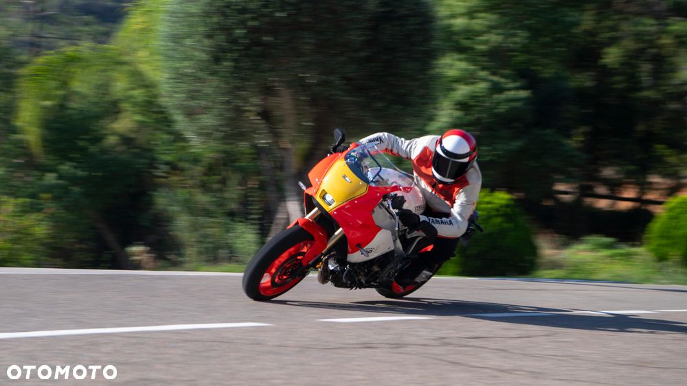 Yamaha XSR - 3