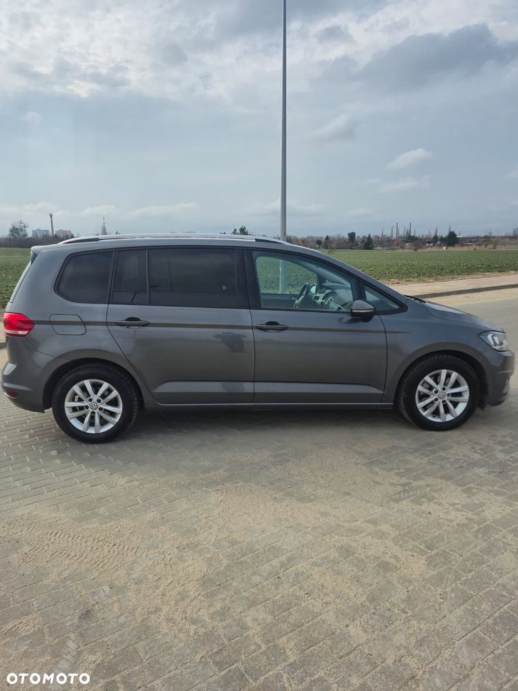Volkswagen Touran 2.0 TDI SCR (BlueMotion Technology) DSG Comfortline - 6