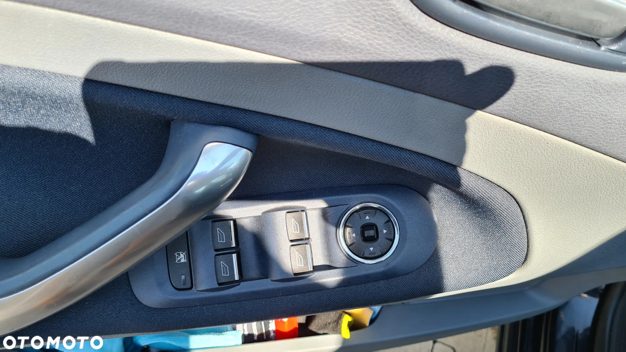 Ford Mondeo 1.6 Ambiente - 7